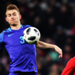 source : Twitter.com @Bluegrenades