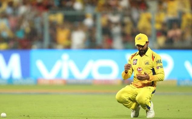Twitterati want MS Dhoni to sack Jadeja from CSK