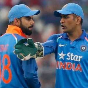 MS Dhoni praises Virat Kohli's captaincy