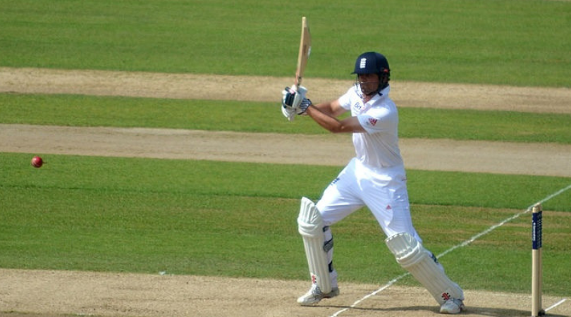Alastair Cook gets Guard of Honour