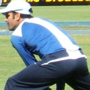 MS Dhoni coaches Indian players