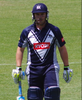 Australia eyeing No. 1 T20I position