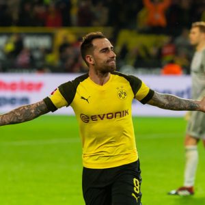 Alcacer signs for Dortmund