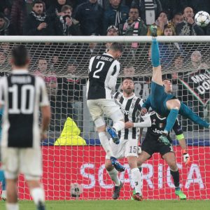 Buffon's reaction to Ronaldo's overhead kick