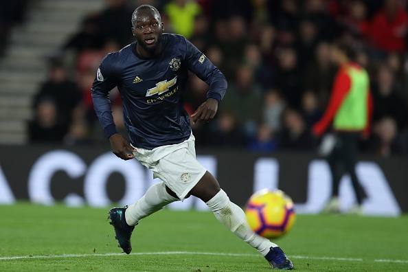 Romelu Lukaku falls down on his first touch