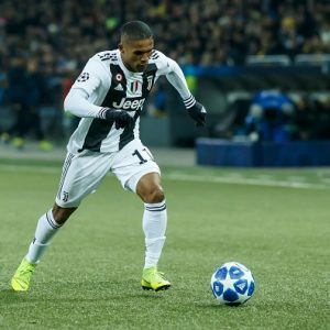 Douglas Costa to United