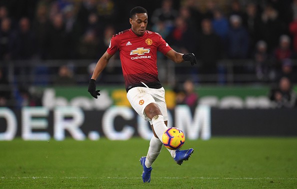 Manchester United team news vs Huddersfield