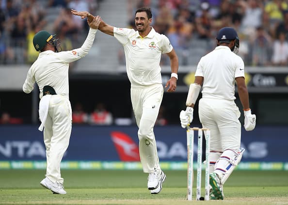Starc yells at Pant