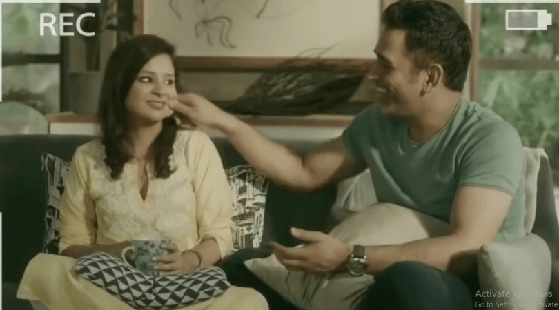 MS Dhoni endorses for Colgate