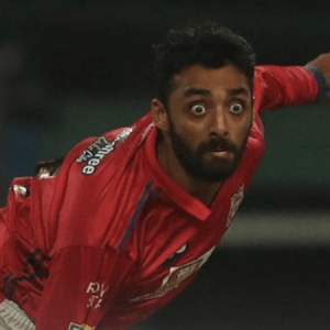 Varun Chakravarthy concedes 25 runs in first over