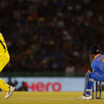 Crowd chants for MS Dhoni after Rishabh Pant falters