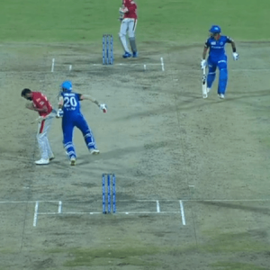 Axar Patel-Mohammad Shami run-out