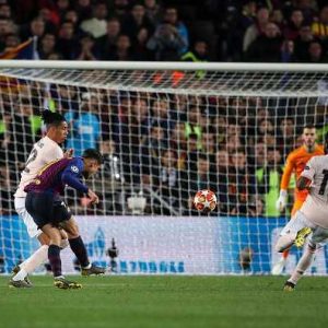 Phil Coutinho goal vs Man Utd: Barca star scores stunner and celebrates in style