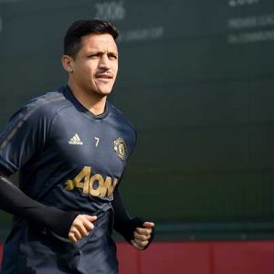Solskjaer sends huge warning to Alexis Sanchez to save his Manchester United career
