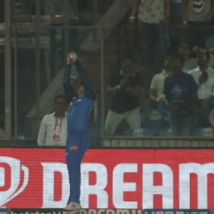 Colin Ingram - Axar Patel catch vs KXIP