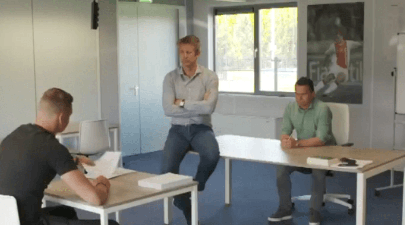 Edwin van der Sar: Ajax CEO funnily forces new signing to write a phrase 1000 times