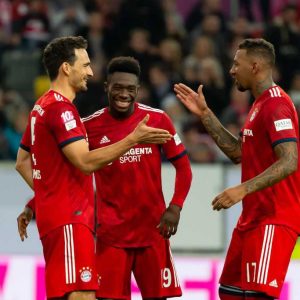 Man Utd Transfer News: Ace defender to snub Manchester United for PSG and Juventus