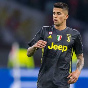 Man Utd transfer news: Manchester United in talks with Jorge Mendes for £42 million Juventus defender