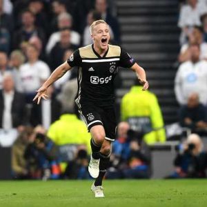 Donny Van de Beek goal Vs Tottenham: Watch Ajax youngster give lead for the Dutch outfit