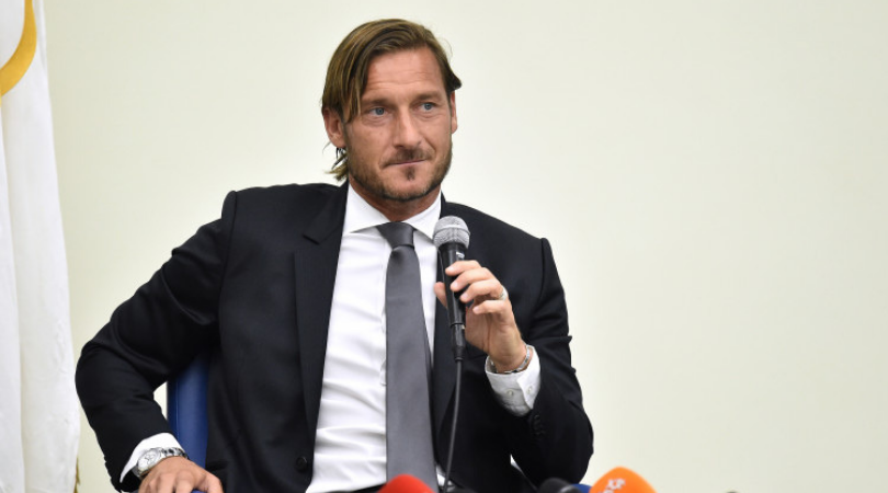 Francesco Totti resigns: Roma legend quits as club director, says it feels like dying