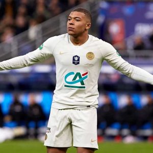 Kylian Mbappe: PSG Star asserts 'fake news' on Twitter amidst Real Madrid links