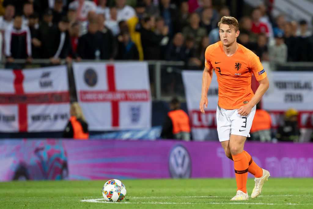 Matthijs De Ligt: Agent wants defender to choose Liverpool over Manchester United