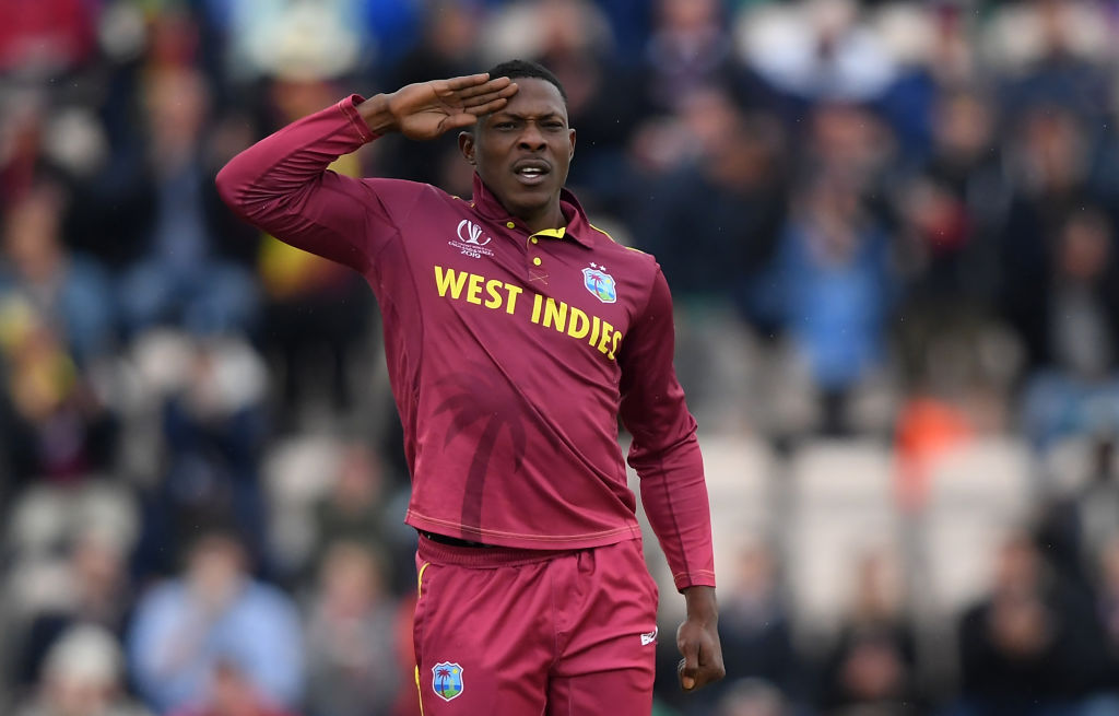 WATCh: Sheldon Cottrell replies with amazing gesture towards couple of young fans emulating his Cottrell salute