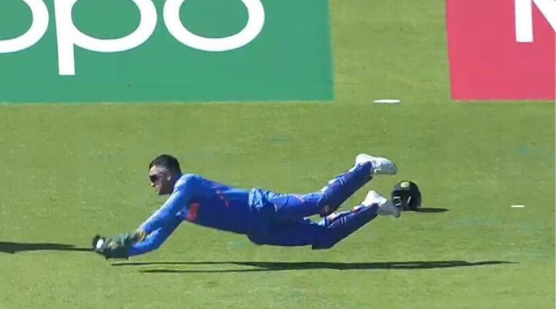 Watch MS Dhoni take a brilliant catch to dismiss Carlos Brathwaite against West Indies