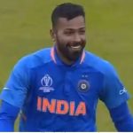 Hardik Pandya laughs at Sarfaraz Ahmed after he outfoxes him with a surprise bouncer | India vs Pakistan