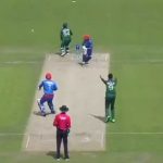 Sarfaraz Ahmed hilariously looks all over the place in confusion as ball goes high in air during Pakistan vs Afghanistan match