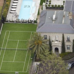 Top 10 cricketers and value of their most lavish houses