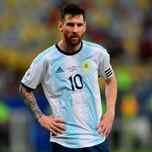 Lionel Messi: Chilean Goalkeeper slams Messi and brings up Argentina’s sordid past