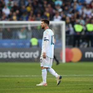 Lionel Messi refuses contract renewal until Barcelona meets his demand