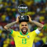 Dani Alves is ready to take a pay cut to join Arsenal