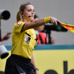 Watch: Referee Fernanda Colombo trolls player with a handkerchief