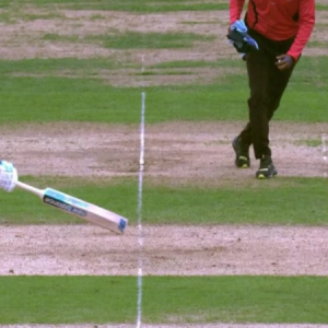 Steve Smith run-out vs England: Watch Jos Buttler runs out Australian batsman in peculiar fashion | 2019 Cricket World Cup