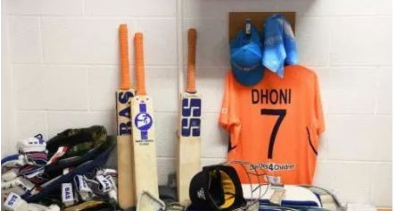MS Dhoni's manager reveals reason for his change in bat logos in 2019 Cricket World Cup