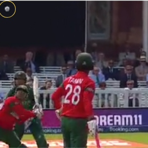 WATCH: Mohammad Hafeez bowls hilarious loopy full toss as Soumya Sarkar hits it for a boundary | Pakistan vs Bangladesh