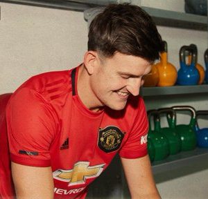 Harry Maguire takes huge jibe at Liverpool following Man Utd move