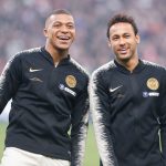 Barcelona Transfer News: Kylian Mbappe passes extraordinary statement on Neymar's Barcelona transfer