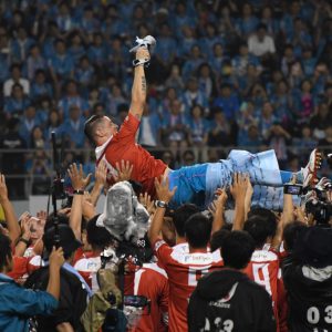 Fernando Torres leaves a handwritten letter for his fans ahead of his farewell match