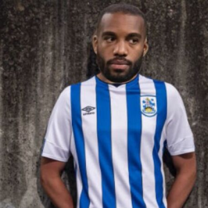 Antoine Griezmann informs Alexandre Lacazette that he sold him to Huddersfield in his Football manager game in a hilarious twitter exchange