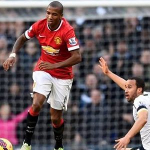 Andros Townsend defends Ashley Young over Crystal Palace's mean tweet