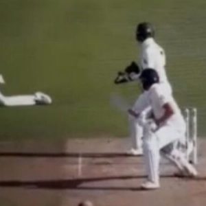 WATCH: Jonny Bairstow hilariously deceives Steve Smith for the second time in Oval Test