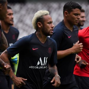 Neymar's teammates at PSG teased him after he informs about his decision to stay