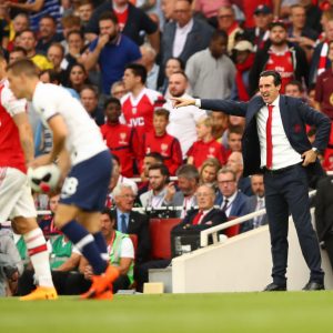 Unai Emery tactics against Tottenham revealed after Arsenal boss leaves back his notes in office