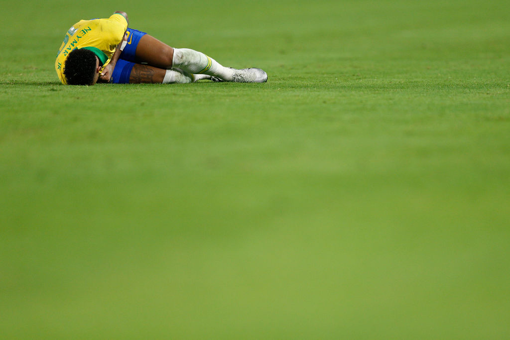 Watch: Neymar crashes into the advertising board face first during the Brazil vs Colombia match