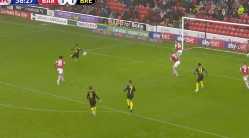 Brentford miss three successive chances in a hilarious fashion