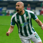 Bursaspor’s Iasmin Latovlevici scored a Puskas award worthy goal last night