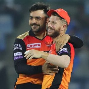 David Warner Takes A Hilarious Jibe At Rashid Khan’s Age